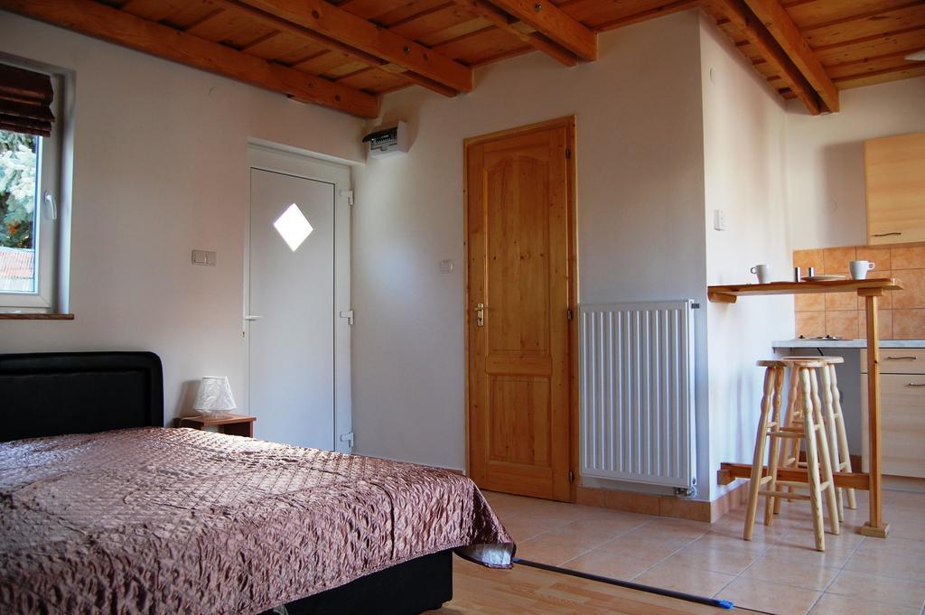 Maya Guesthouse Eger Room photo